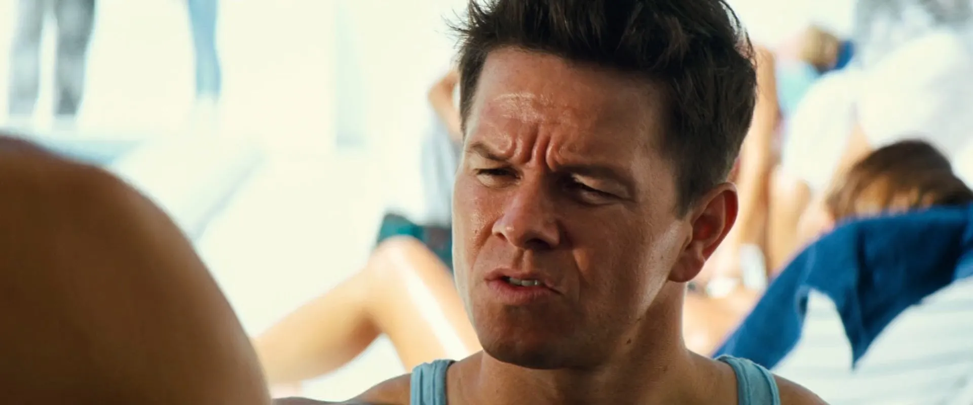 Pain & Gain 2013 Movie 100MB Hevc Buray Hindi Dual Audio Screenshot