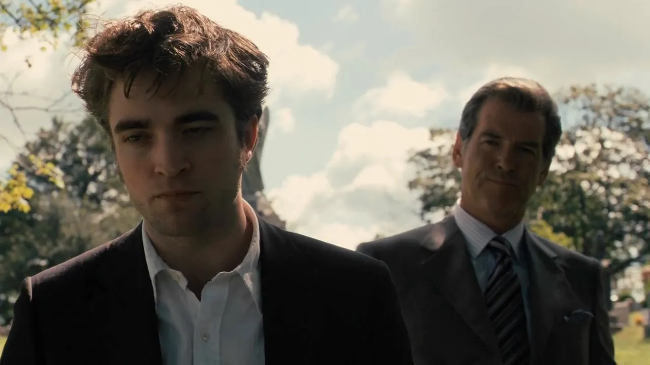 Remember Me 2010 Hindi Dual Audio 720p BluRay [900MB] Screenshot